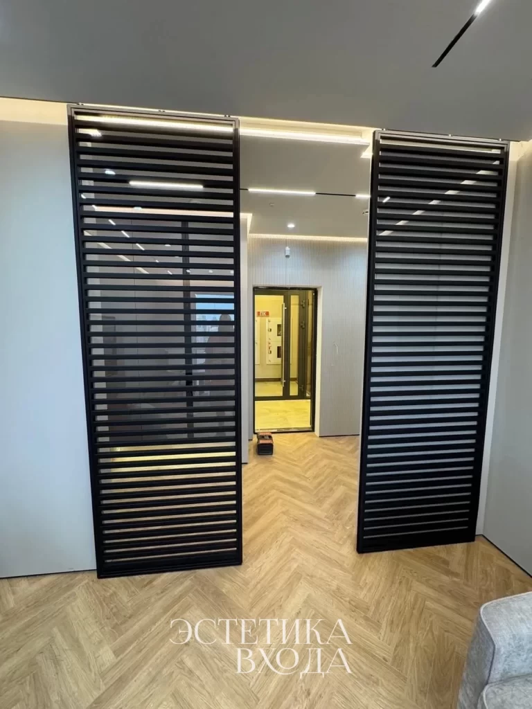 Алюминиевая перегородка в стиле Loft. В стильном черном цвете.