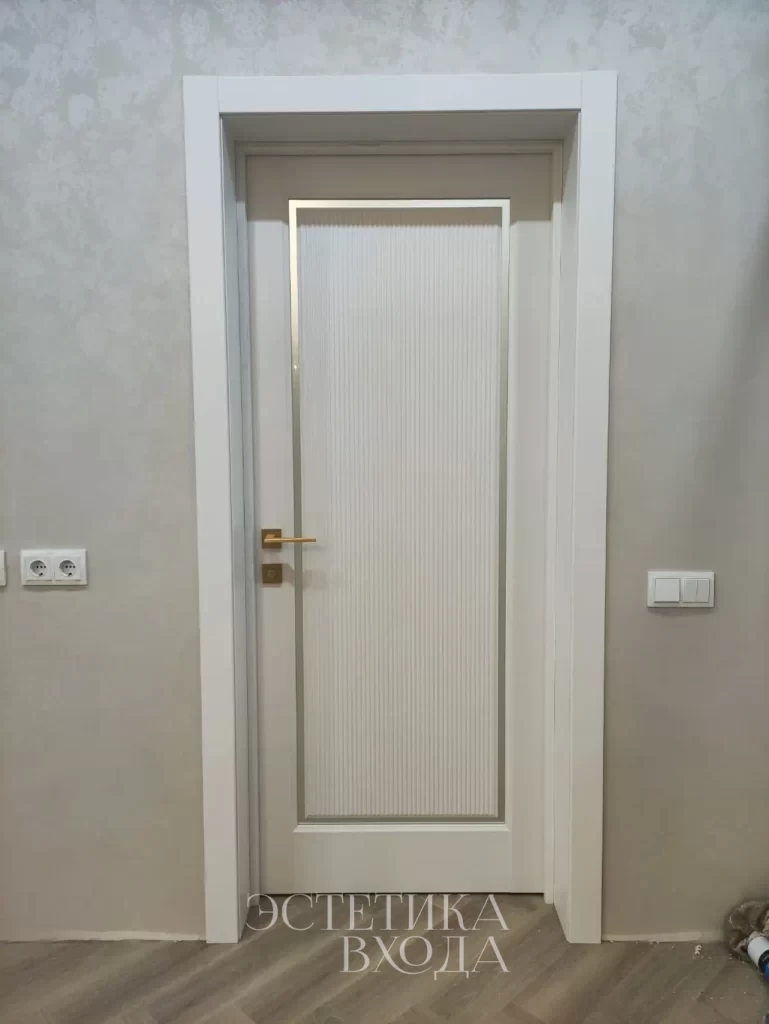 Межкомнатная дверь LVT-1 FL CV белый