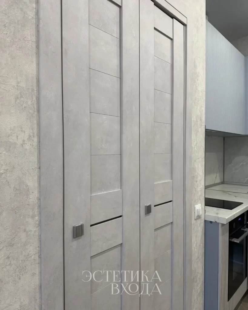 дверь книжка бетон