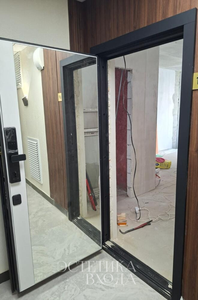 Входная дверь Гранит Пиано Смарт